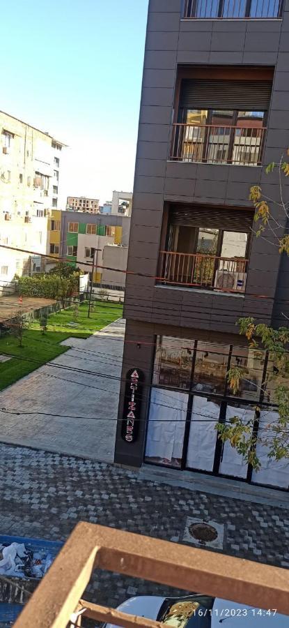 Royal Hostel Tiranë Ngoại thất bức ảnh